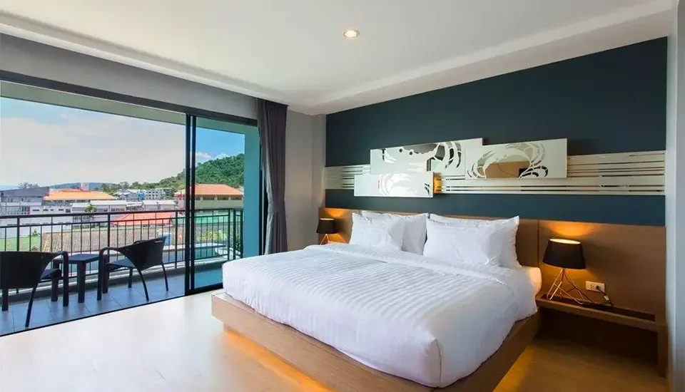 هتل آوا سی ریزورت